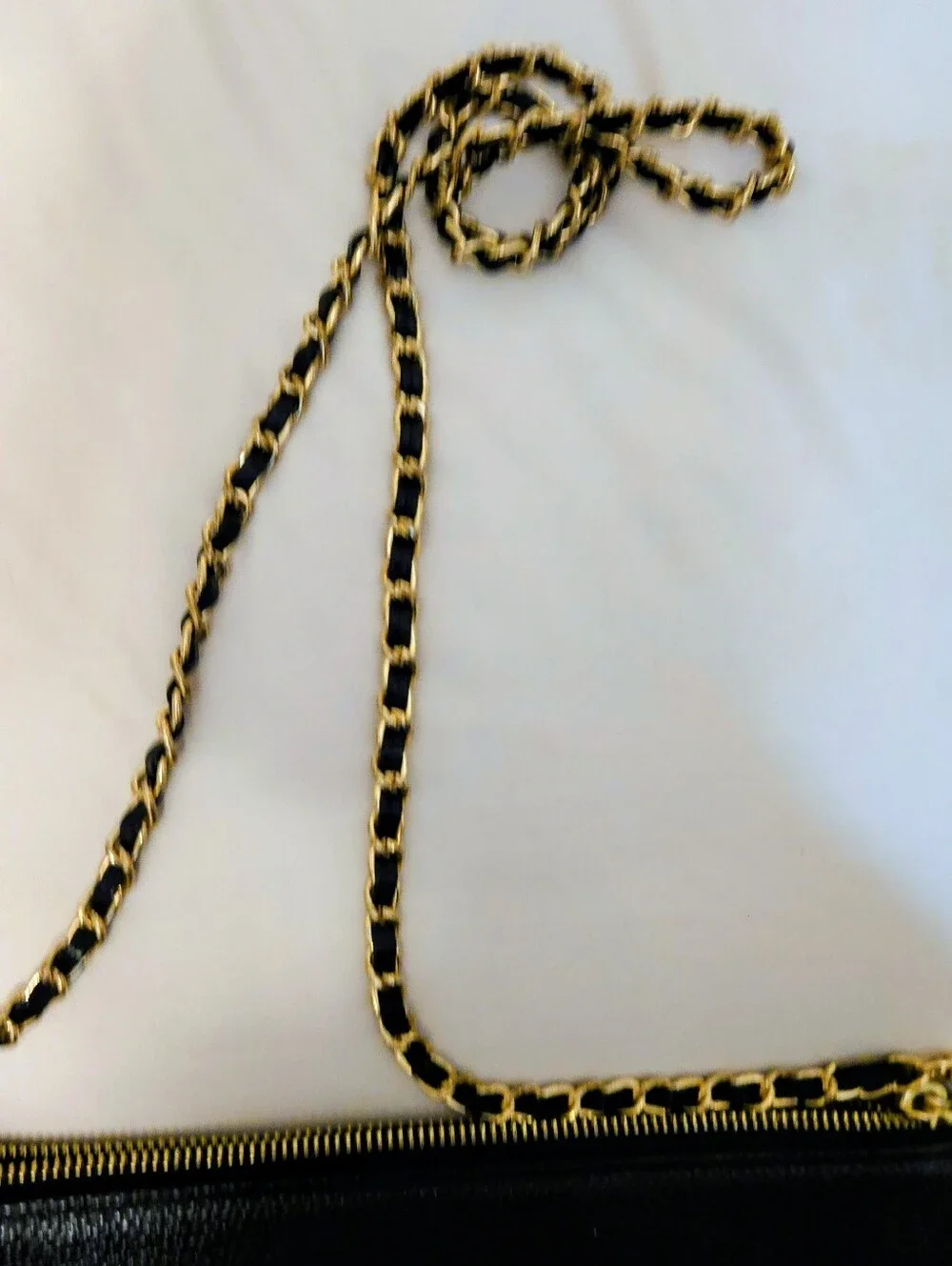 EUC Michael Kors Mercer cross body bag